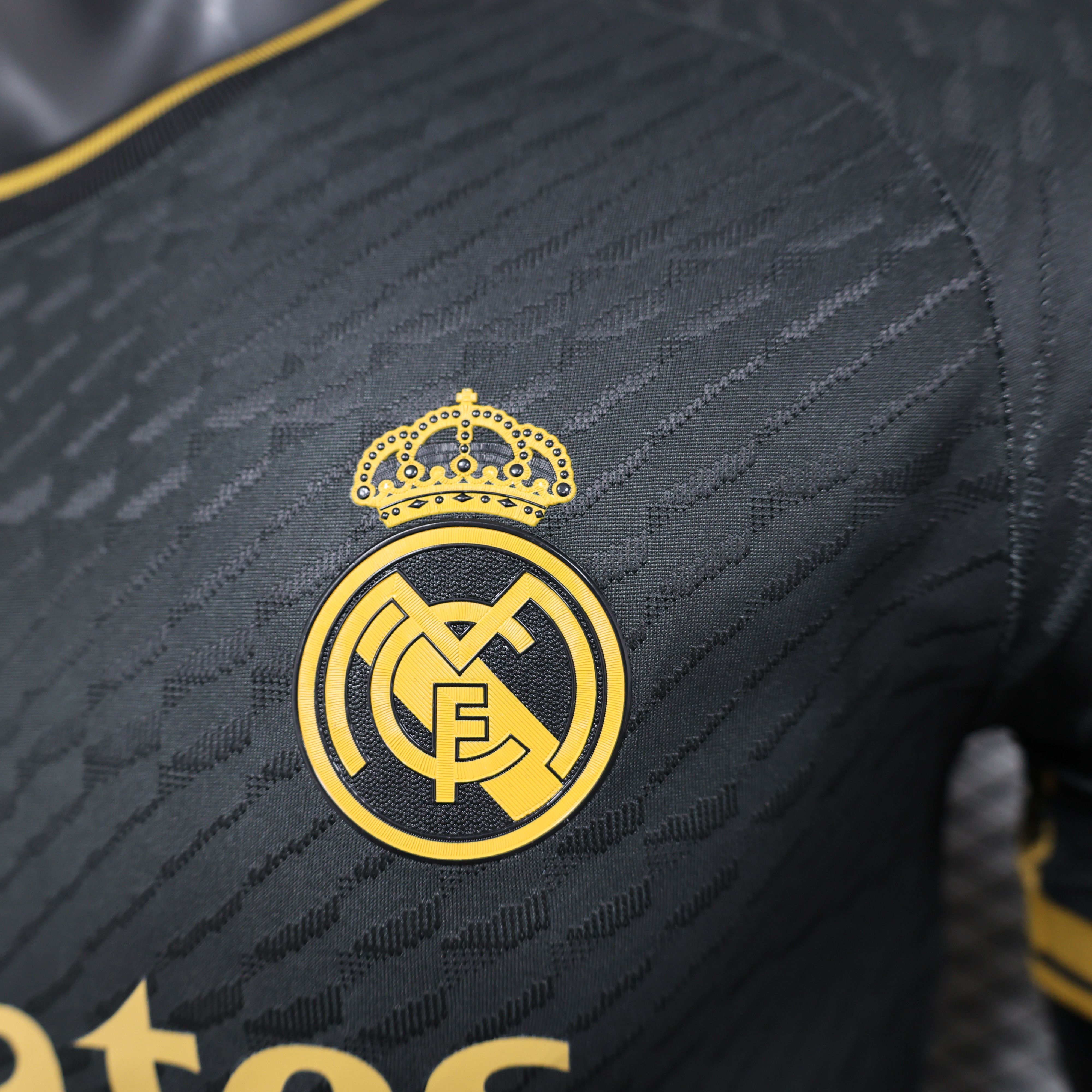 2024/2025 Real Madrid Gold Dragon Special Edition Football Jersey For Player Version