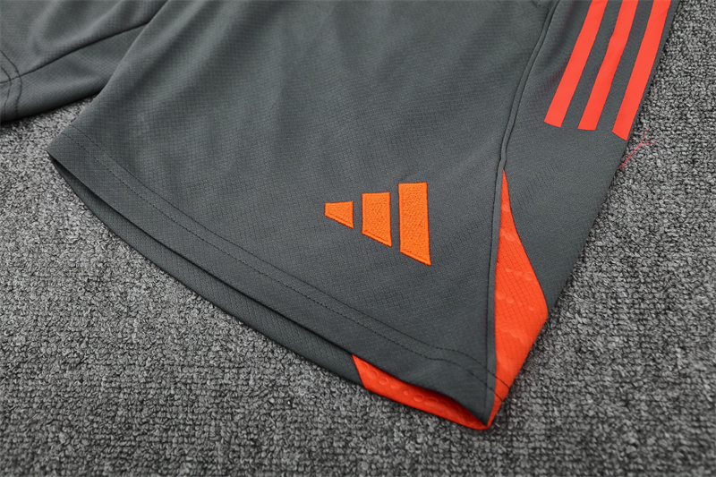 2025/2026 Bayern Munich Orange Training Football Jacket