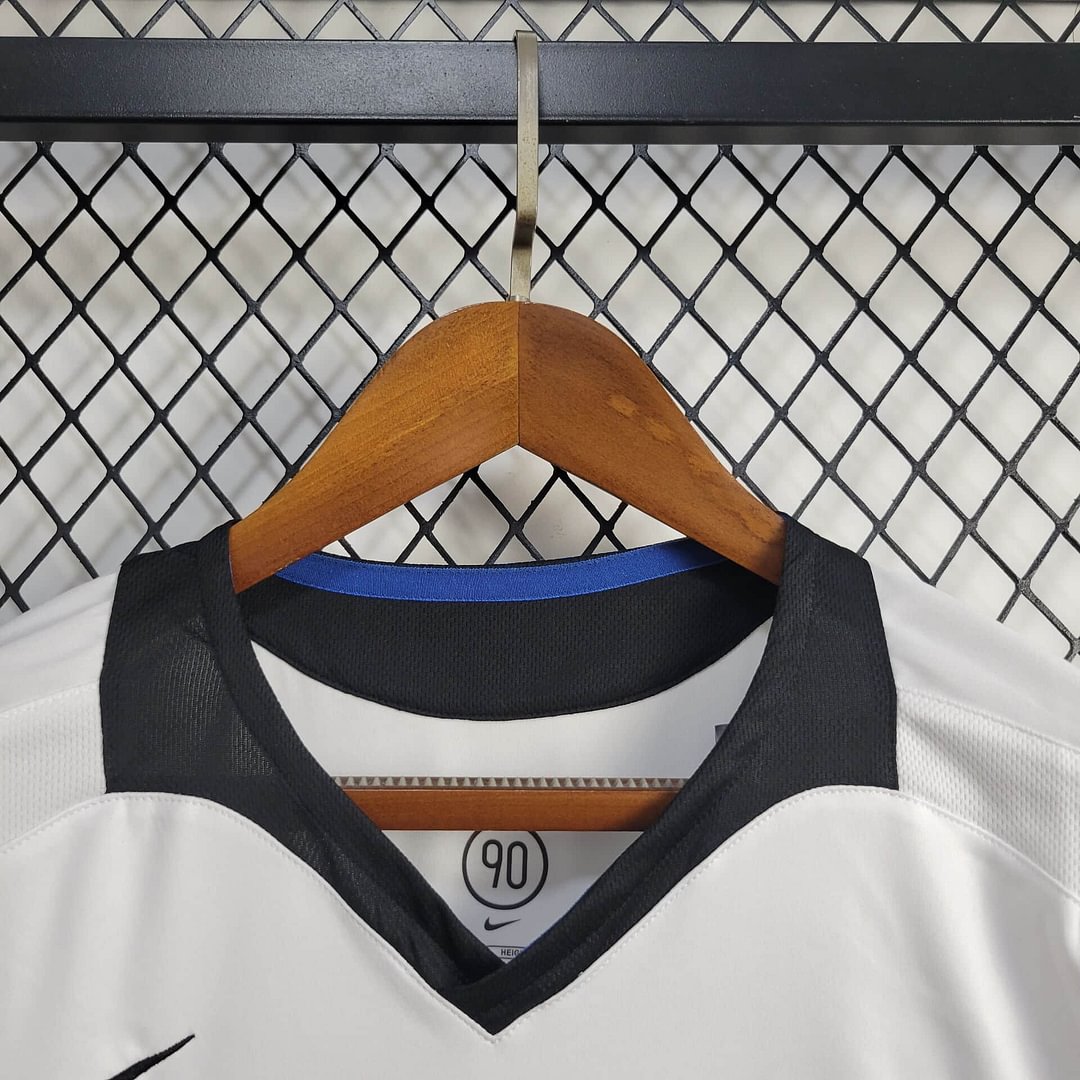 2005/2006 Retro Inter Milan Away Football Shirt