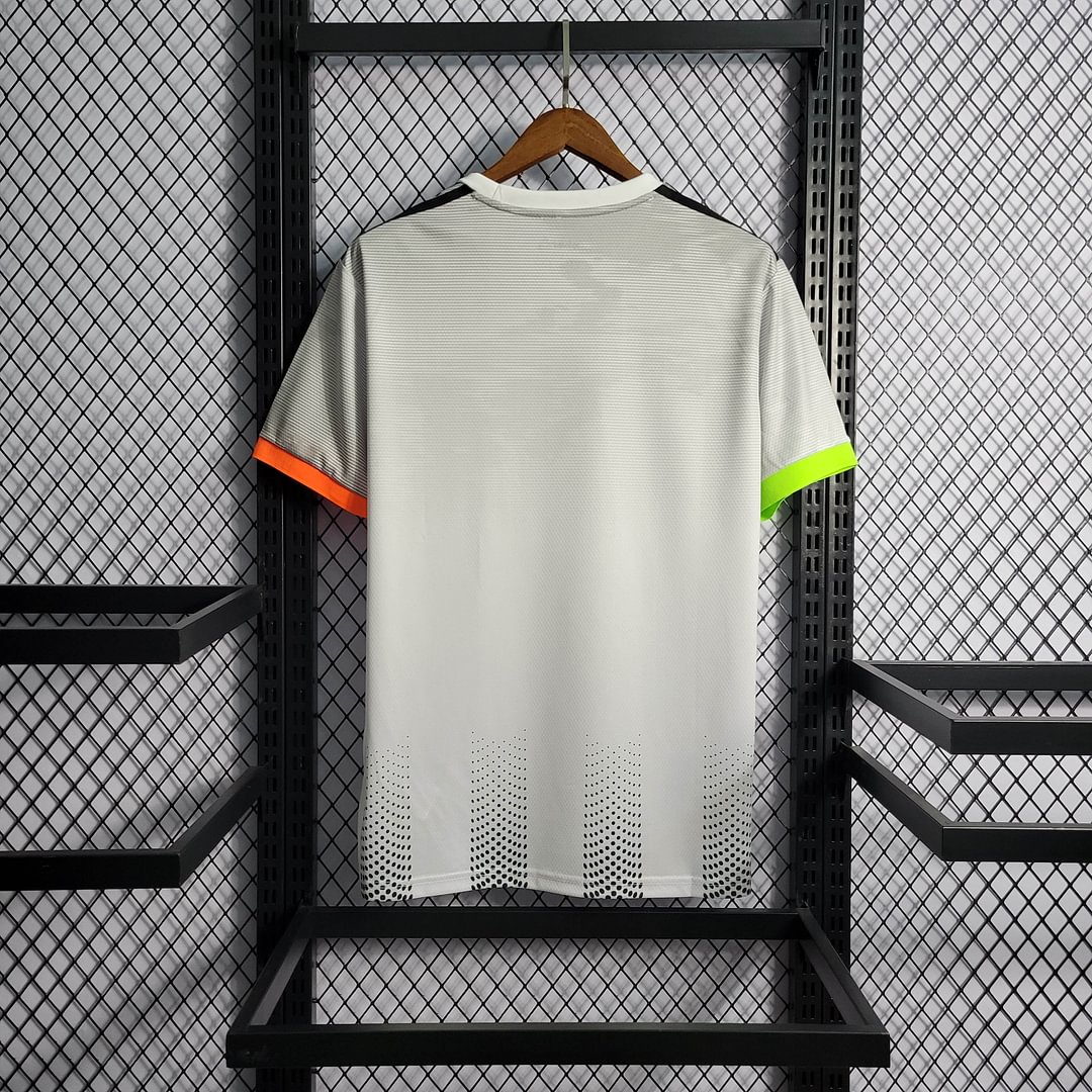 2019/2020 Juventus Retro Fourth Away Football Shirt