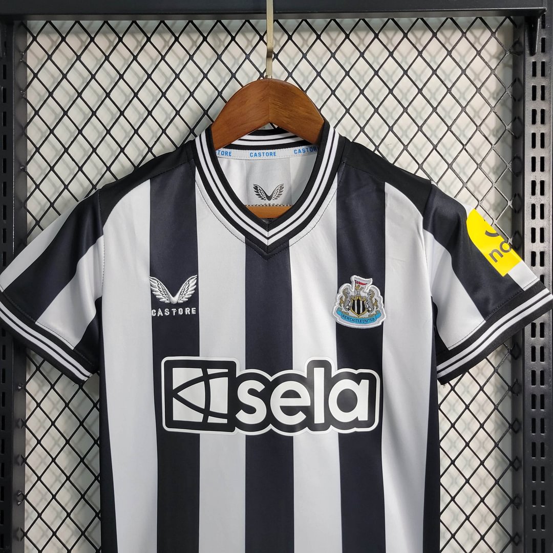 2024/2025 Newcastle United Home Football Shirt Kids Size