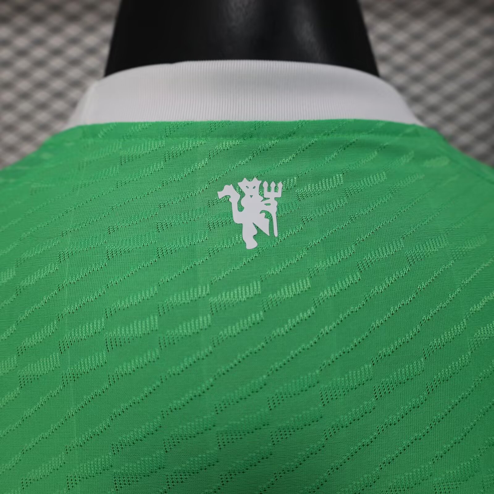 2025/2026 Manchester United Goalkeeper Jersey( Player Edition )