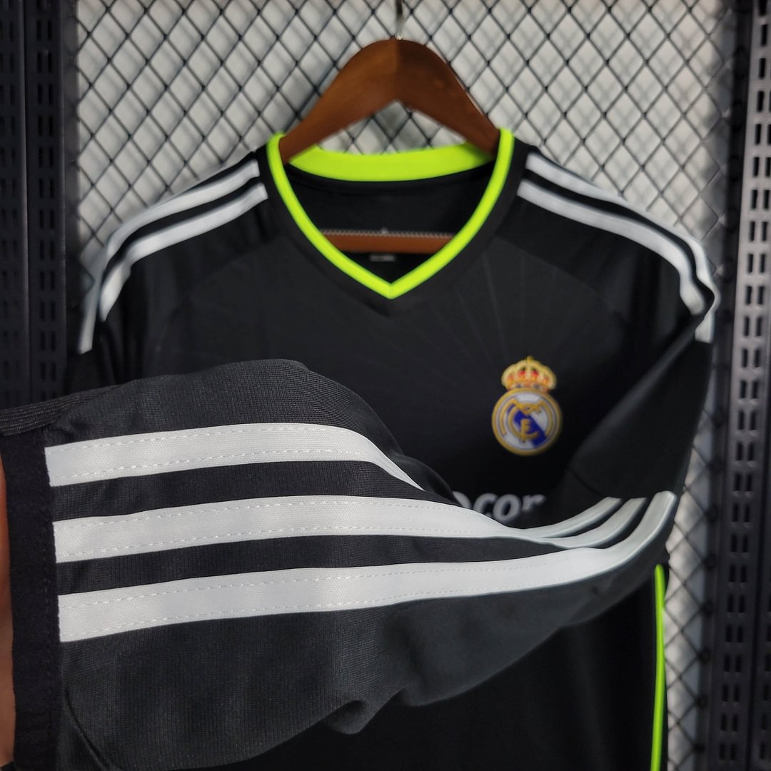 2010/2011 Real Madrid Retro Long Sleeve Away Football Shirt
