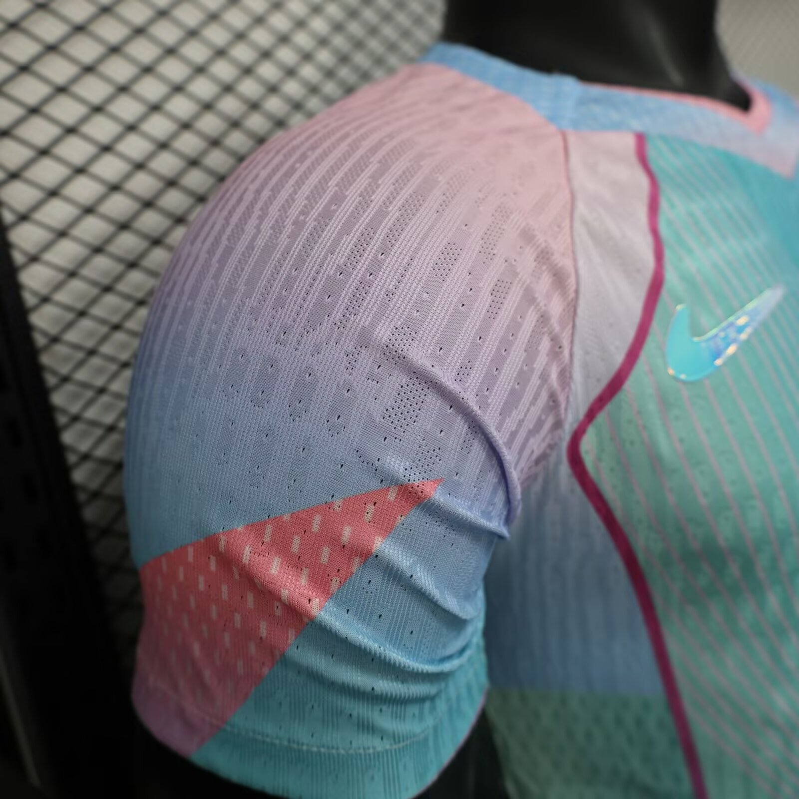 25/26 Barcelona Pink and Blue Special Jersey( Player Edition )
