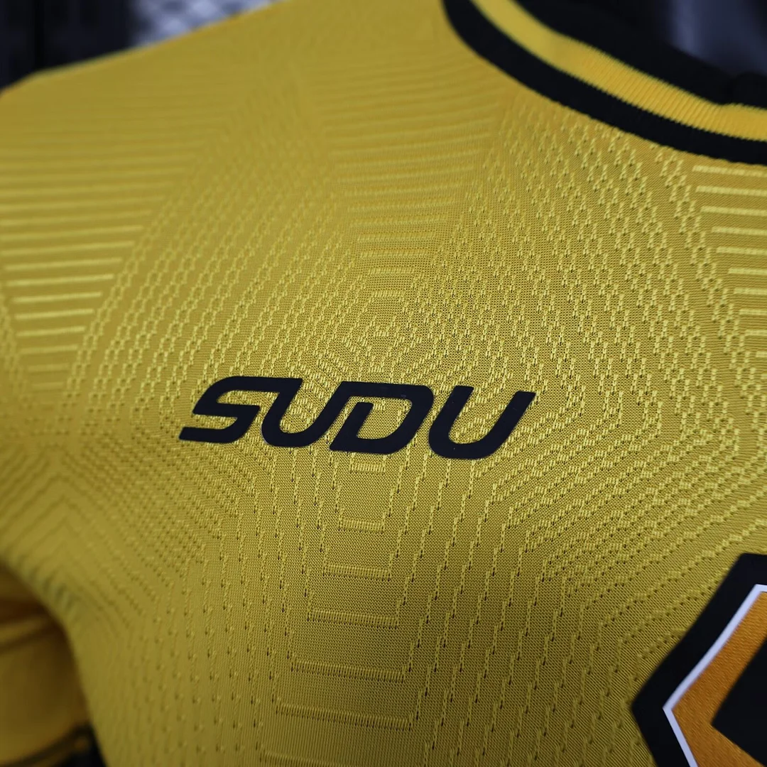 2024/2025 Wolverhampton Home Football Shirt( Player Version)