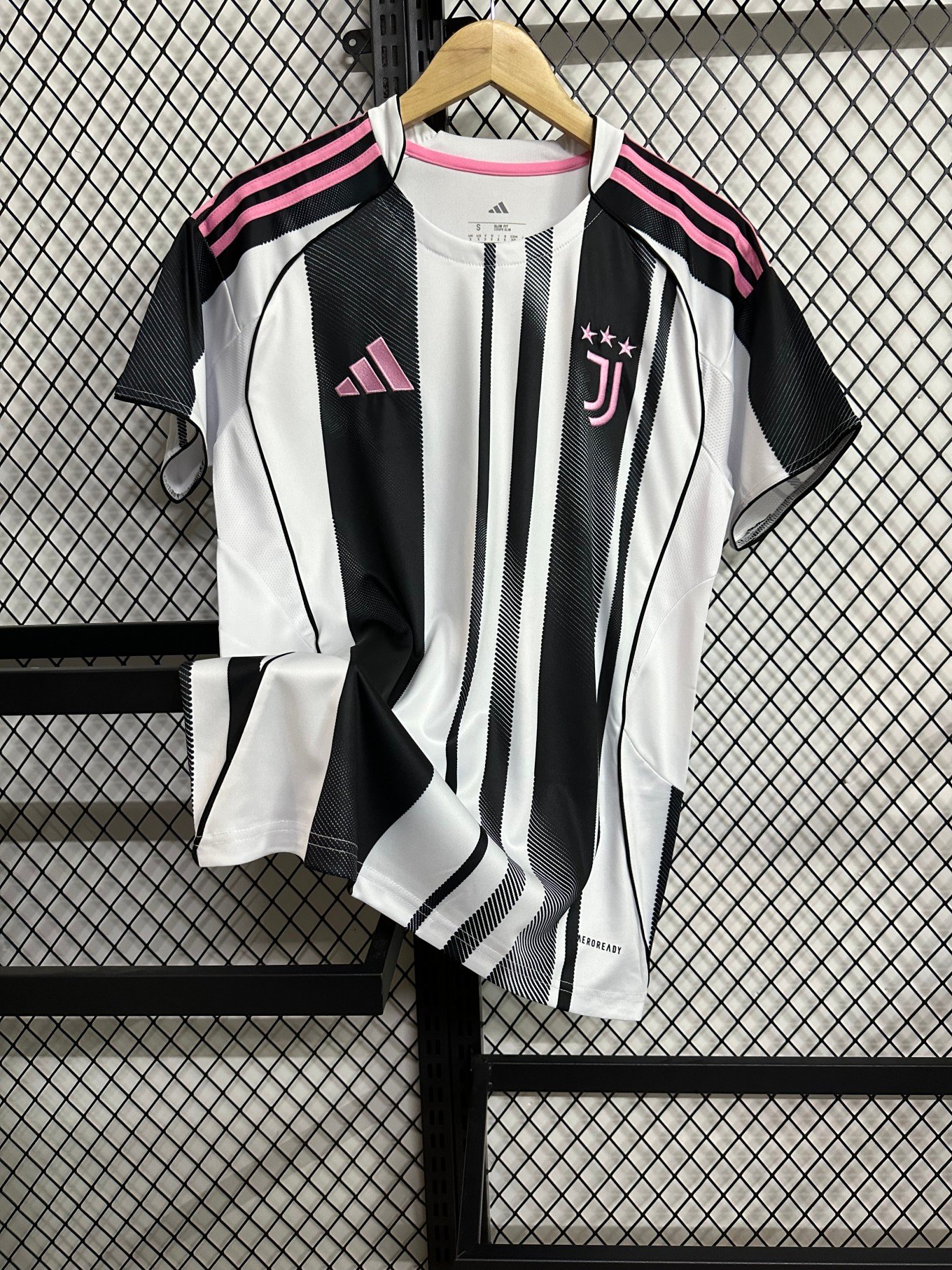 2025/2026 Juventus Home Football jersey( Fans Edition )