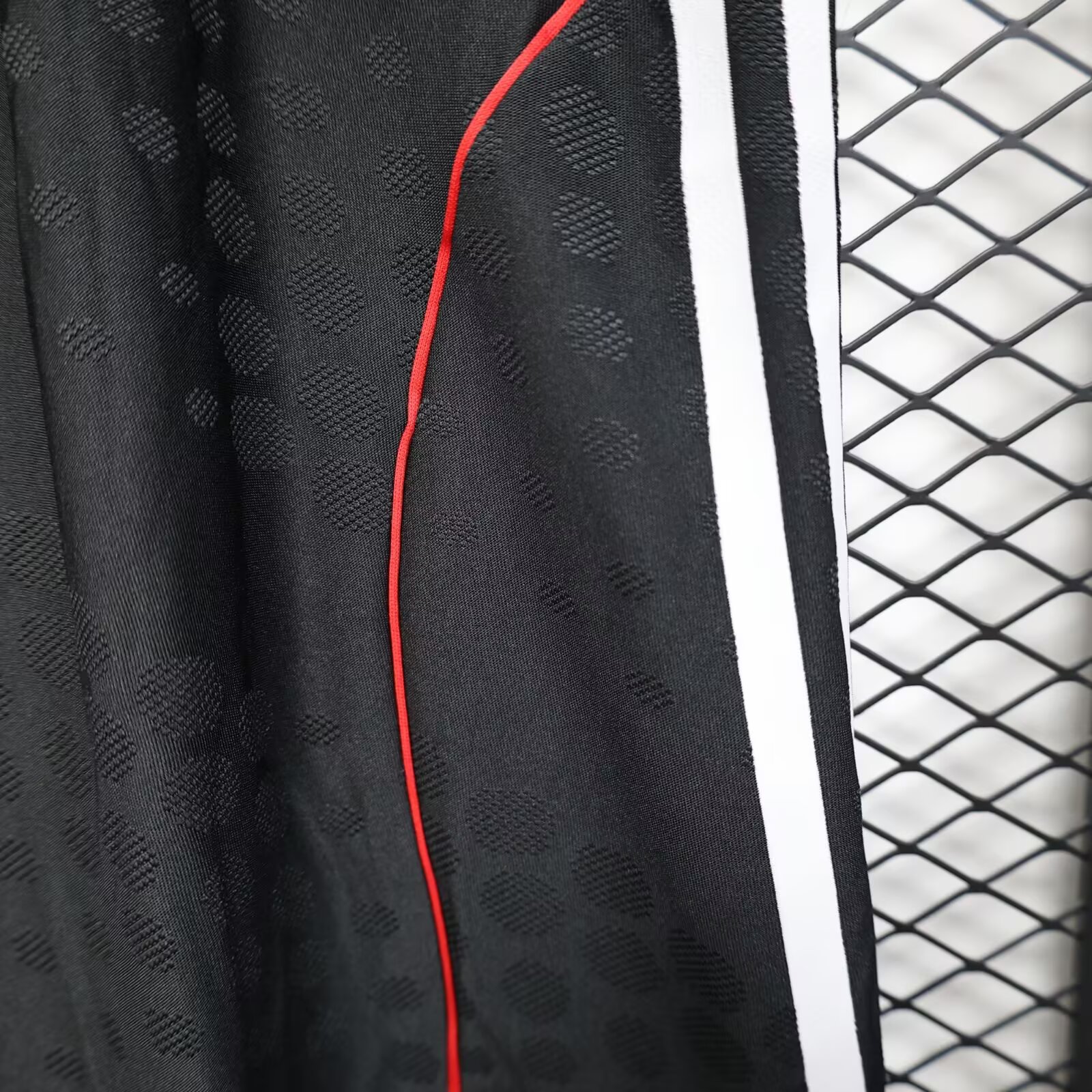 2025/2026 Liverpool Black Home Shorts