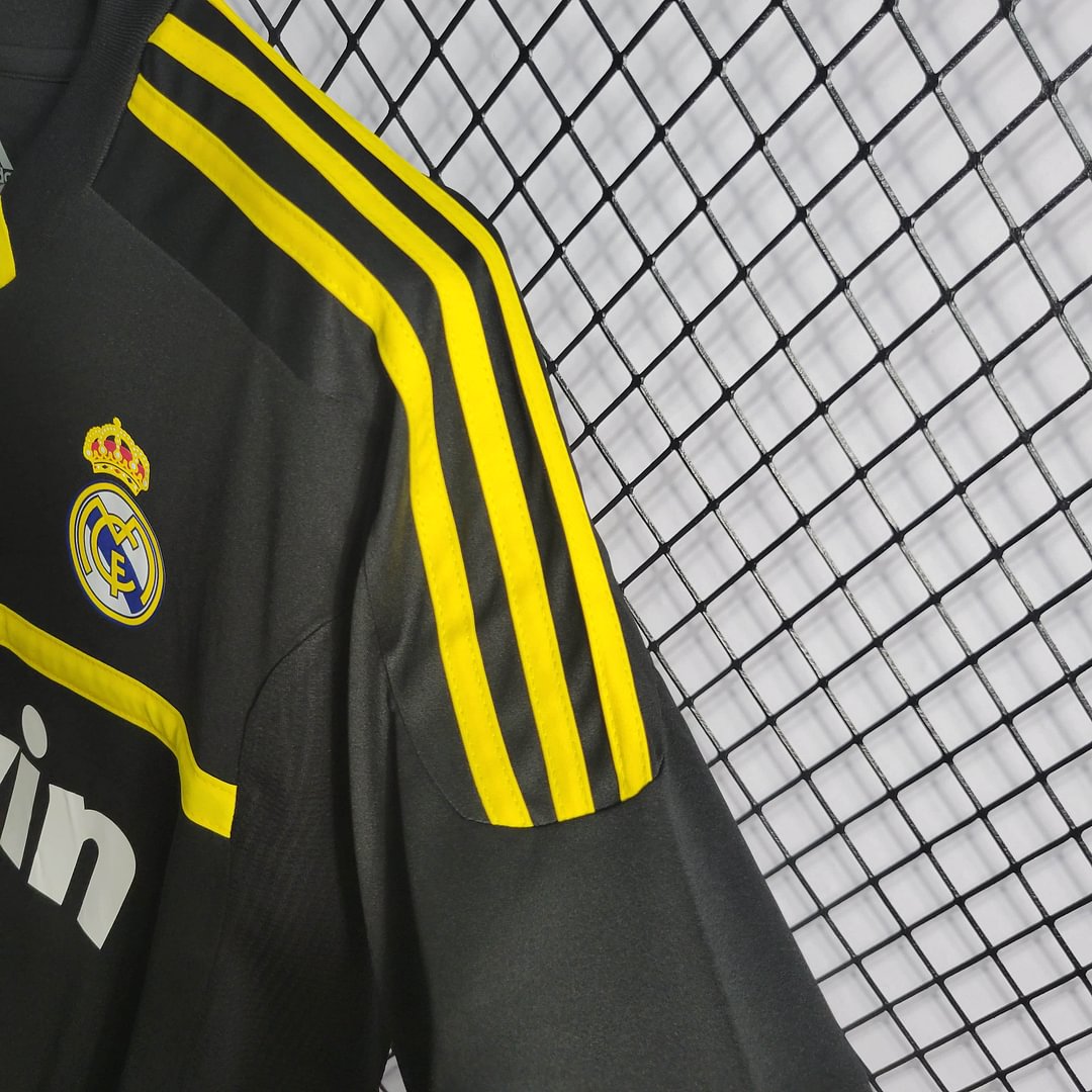 2011/2012 Real Madrid Retro Goalkeeper Football Shirt