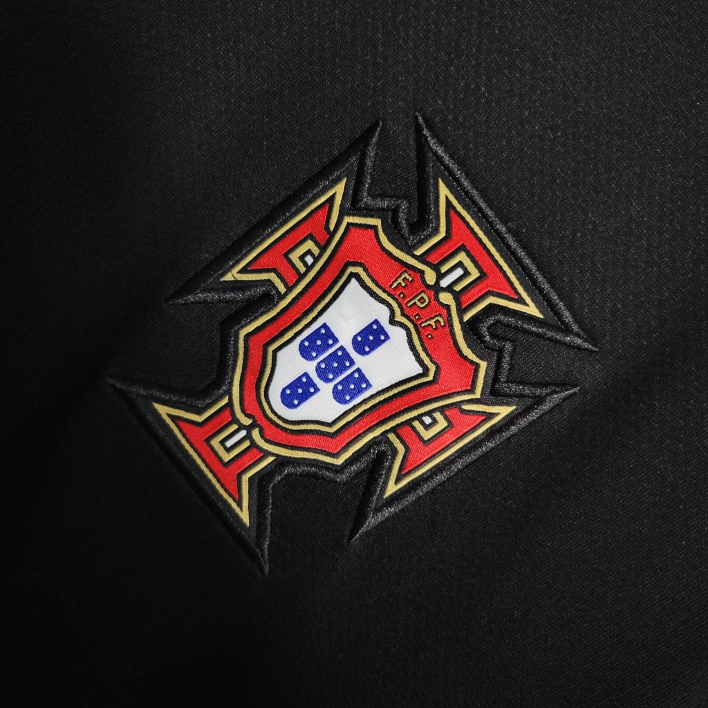 2006 Retro Portugal Away Football Shirt