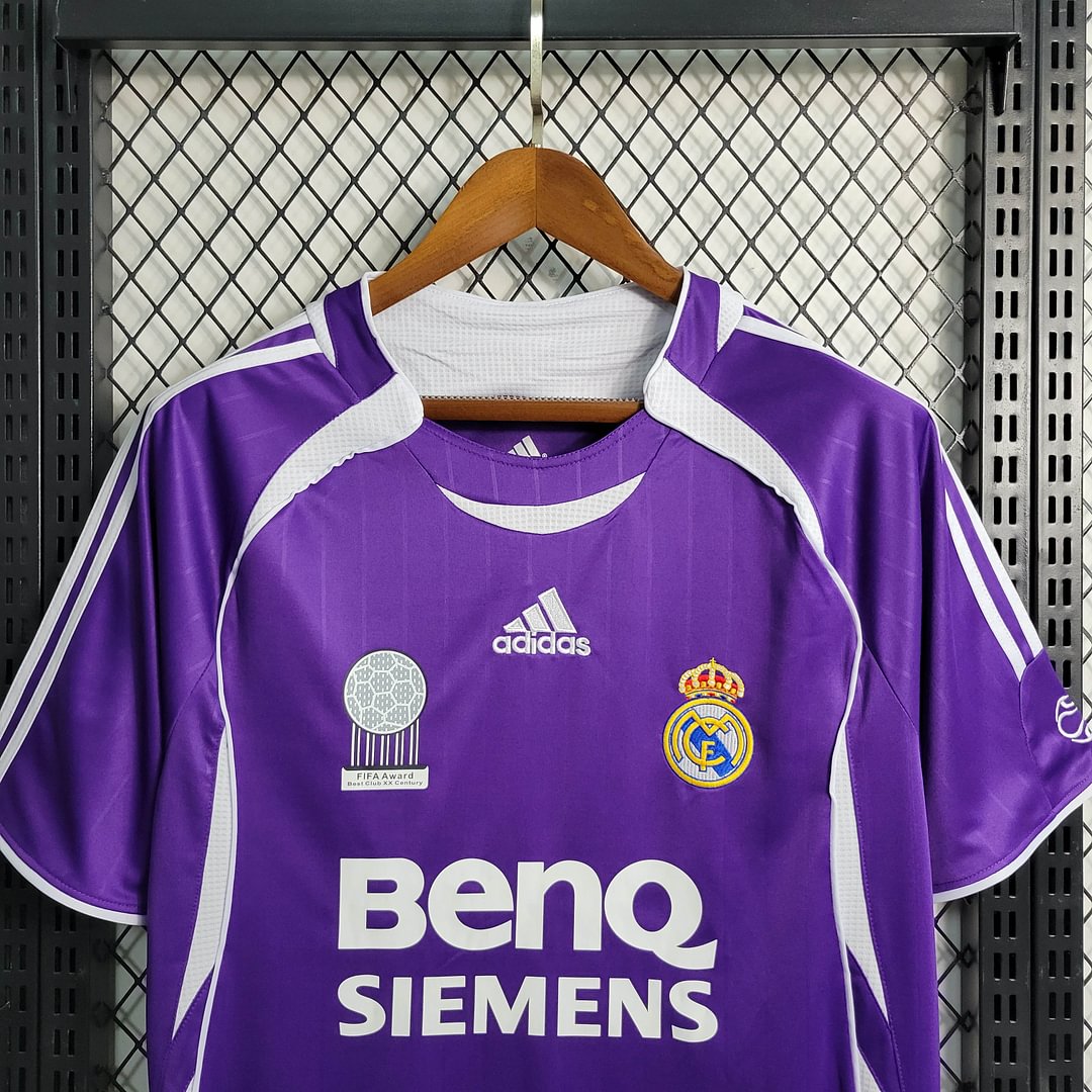 2006/2007 Real Madrid Retro Purple Third Away Football Shirt