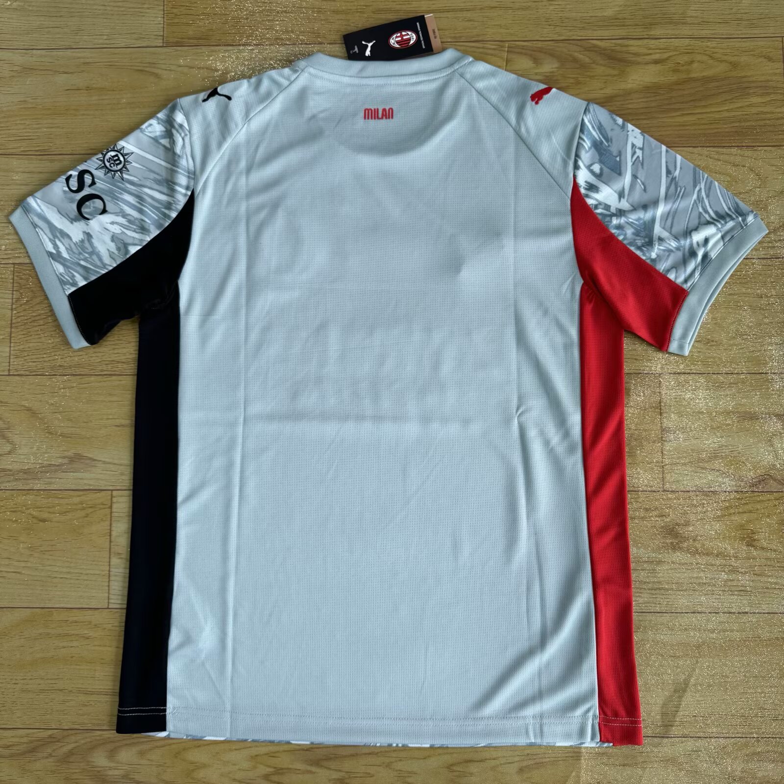 2025/2026 AC Milan Goalkeeper Football Shirt( Fans Edition )