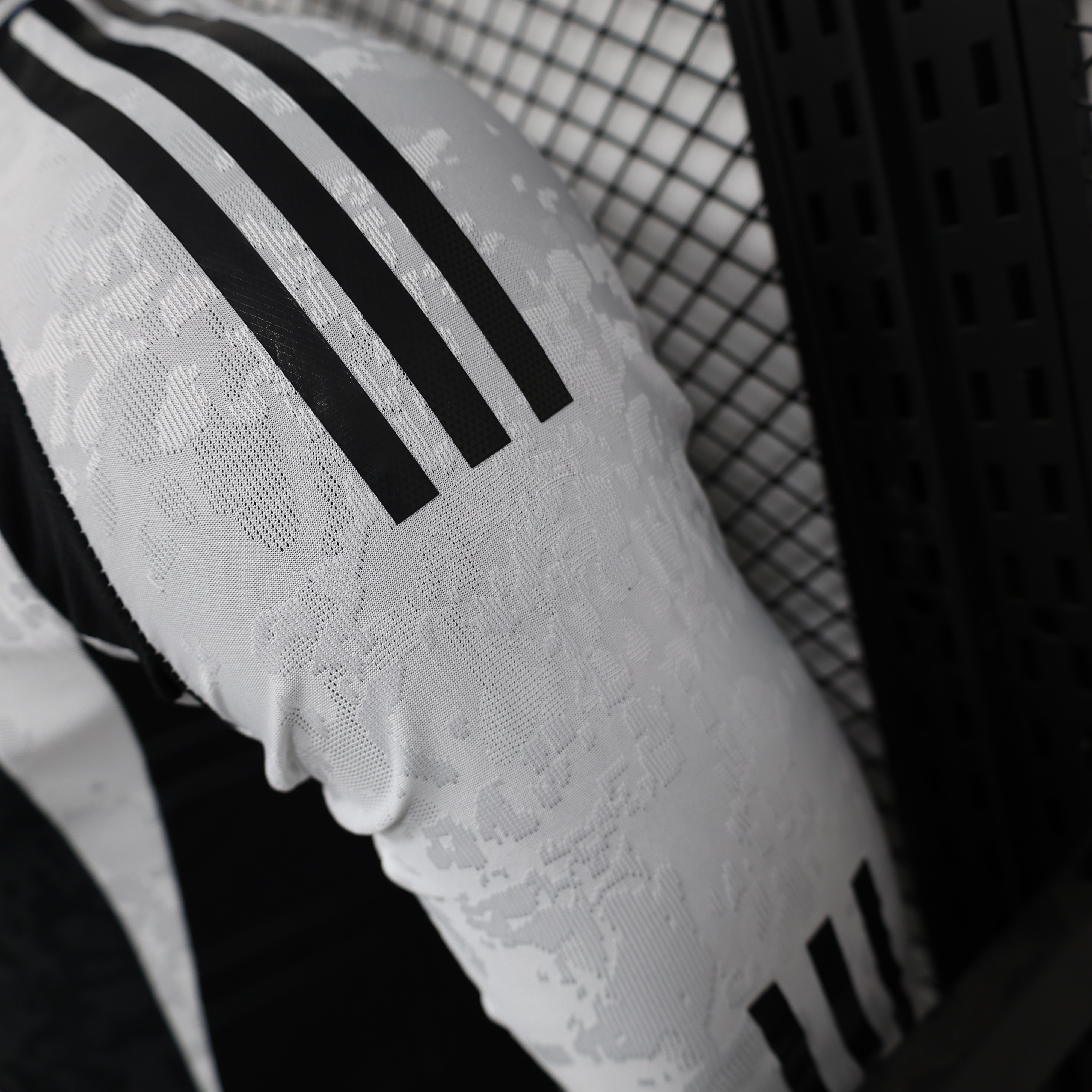 2024/2025 Juventus Home Long Sleeve Football Jersey(Player Edition )