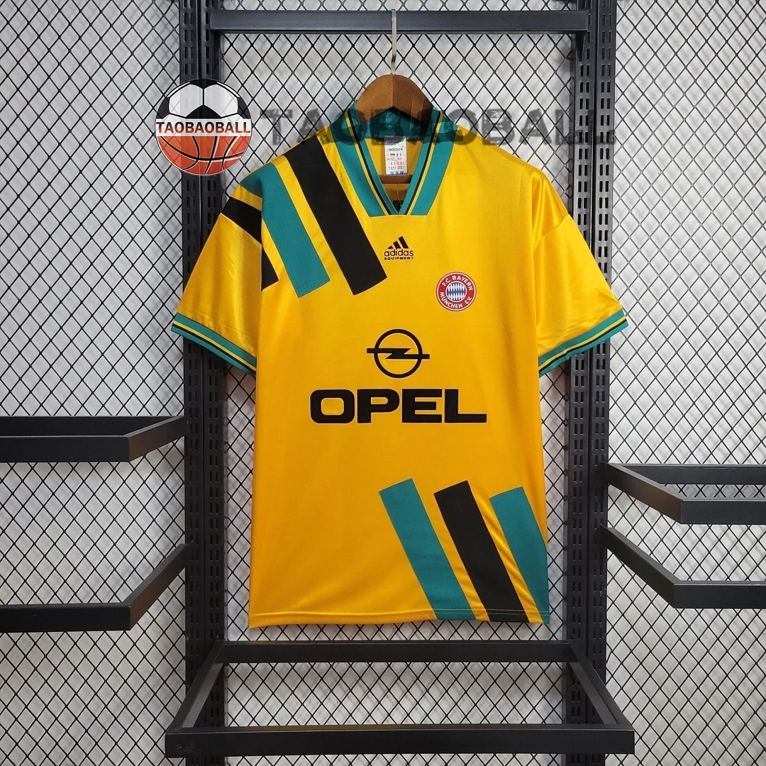 1993/1995 Retro Bayern Munchen Away Football Shirt
