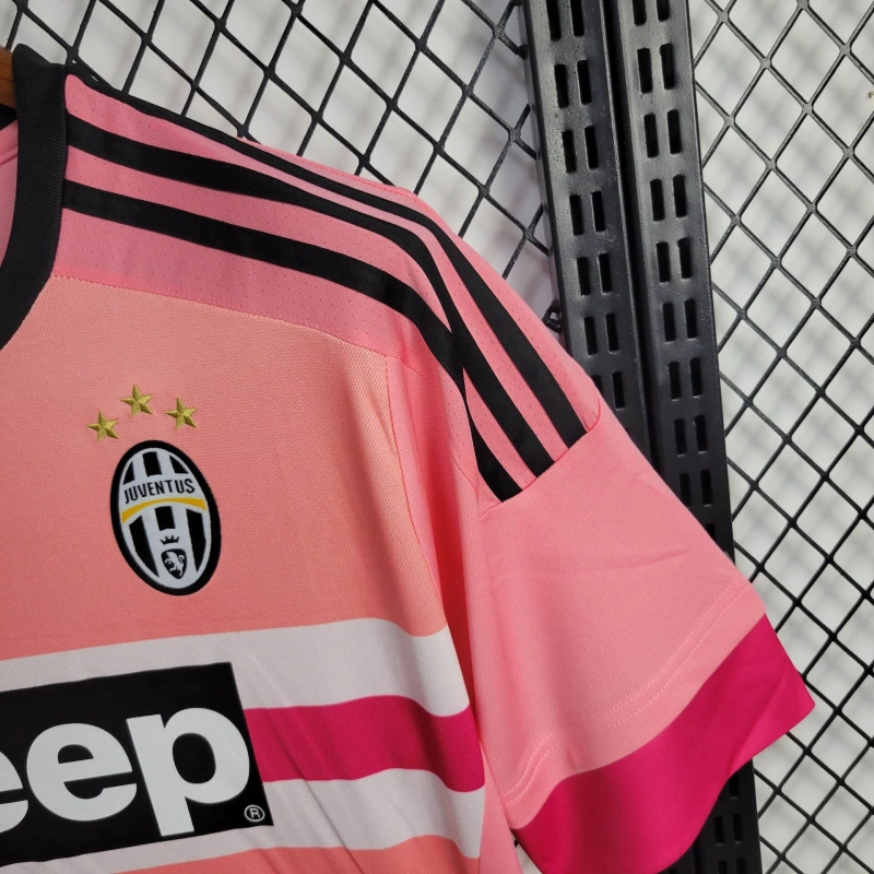 2015/2016 Juventus Retro Away Football Shirt
