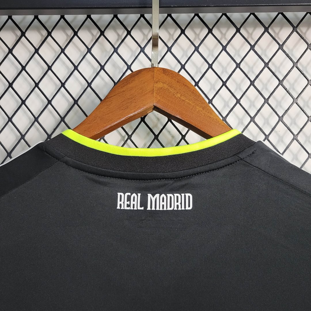 2010/2011 Real Madrid Retro Long Sleeve Away Football Shirt