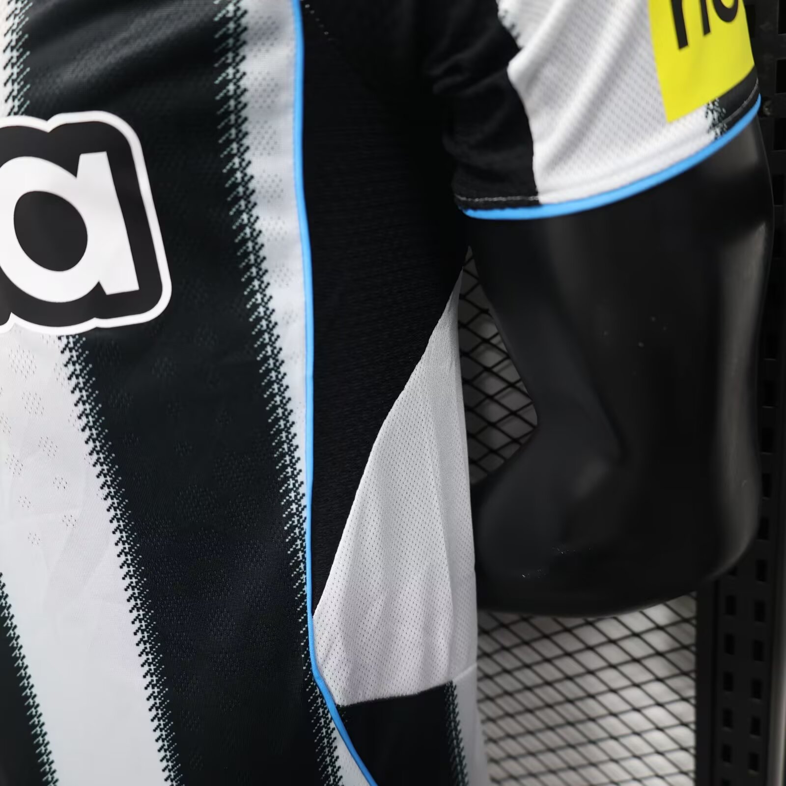 2025/2026 Newcastle United Home Football Shirt( Player Version)