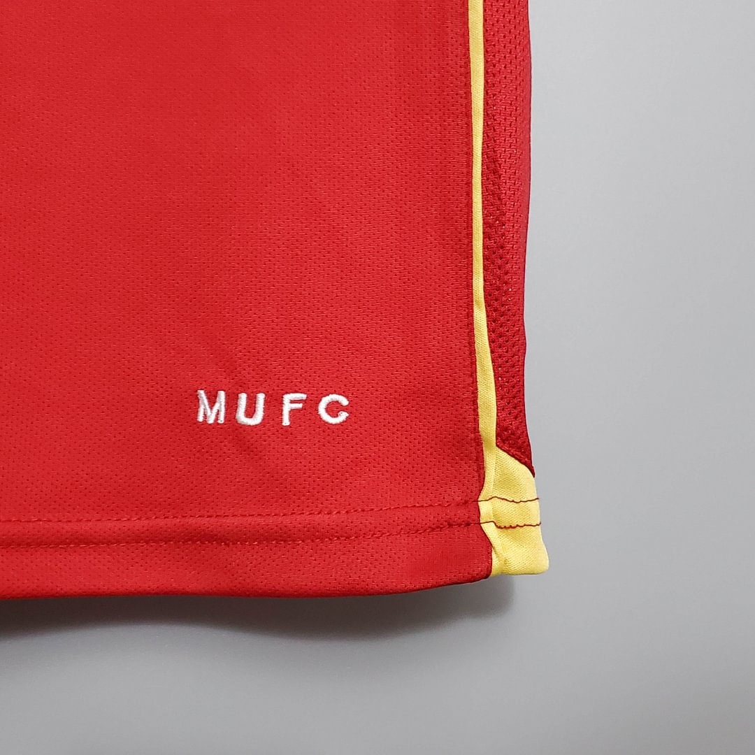 2006/2007 Manchester United Retro Home Football Shirt