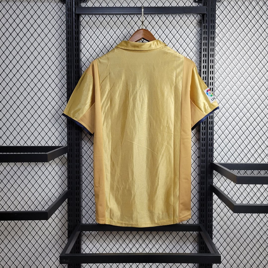 2001/2002 Retro Barcelona Away Football Shirt