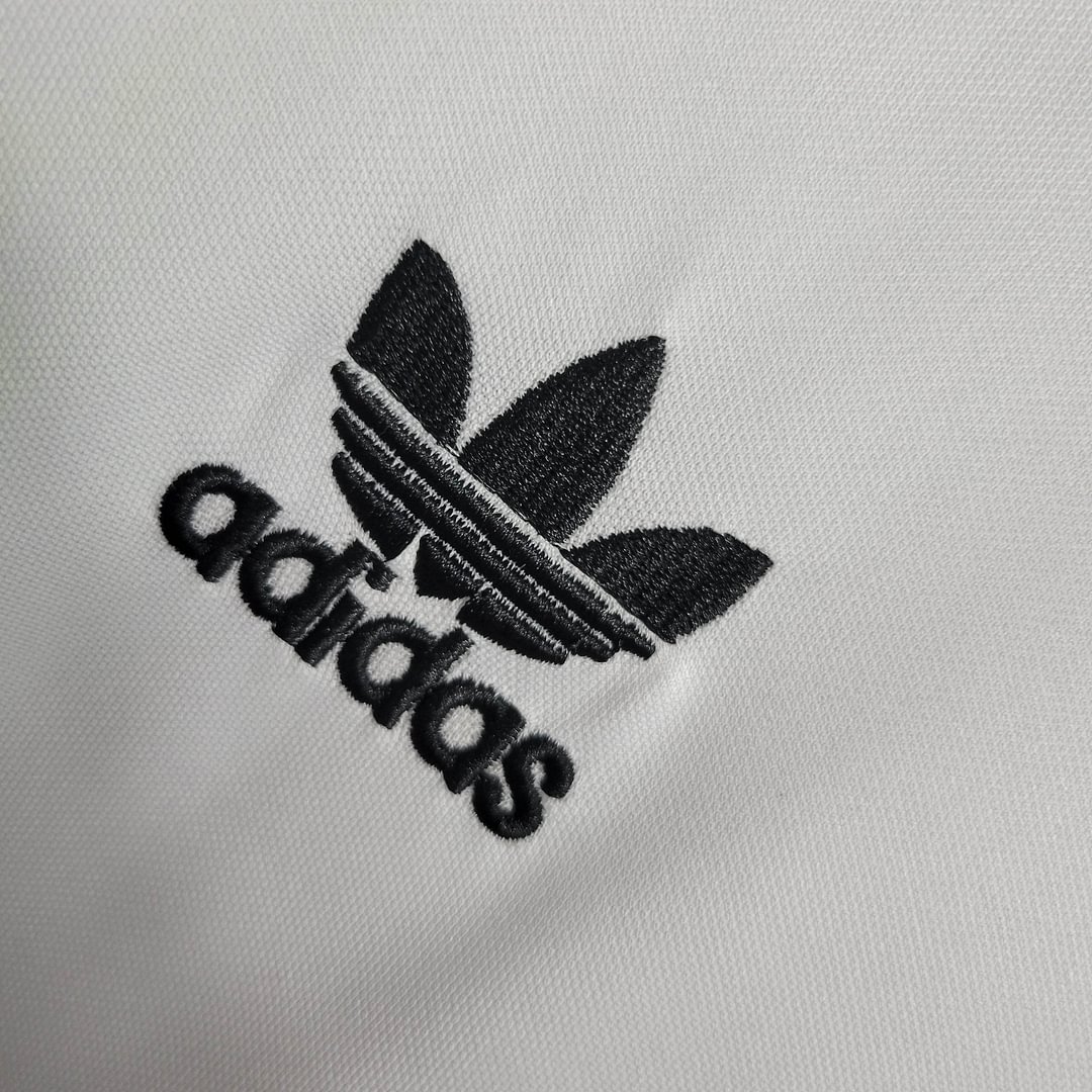 1990 Germany Retro World Cup Football Shirt( Fans Edition )