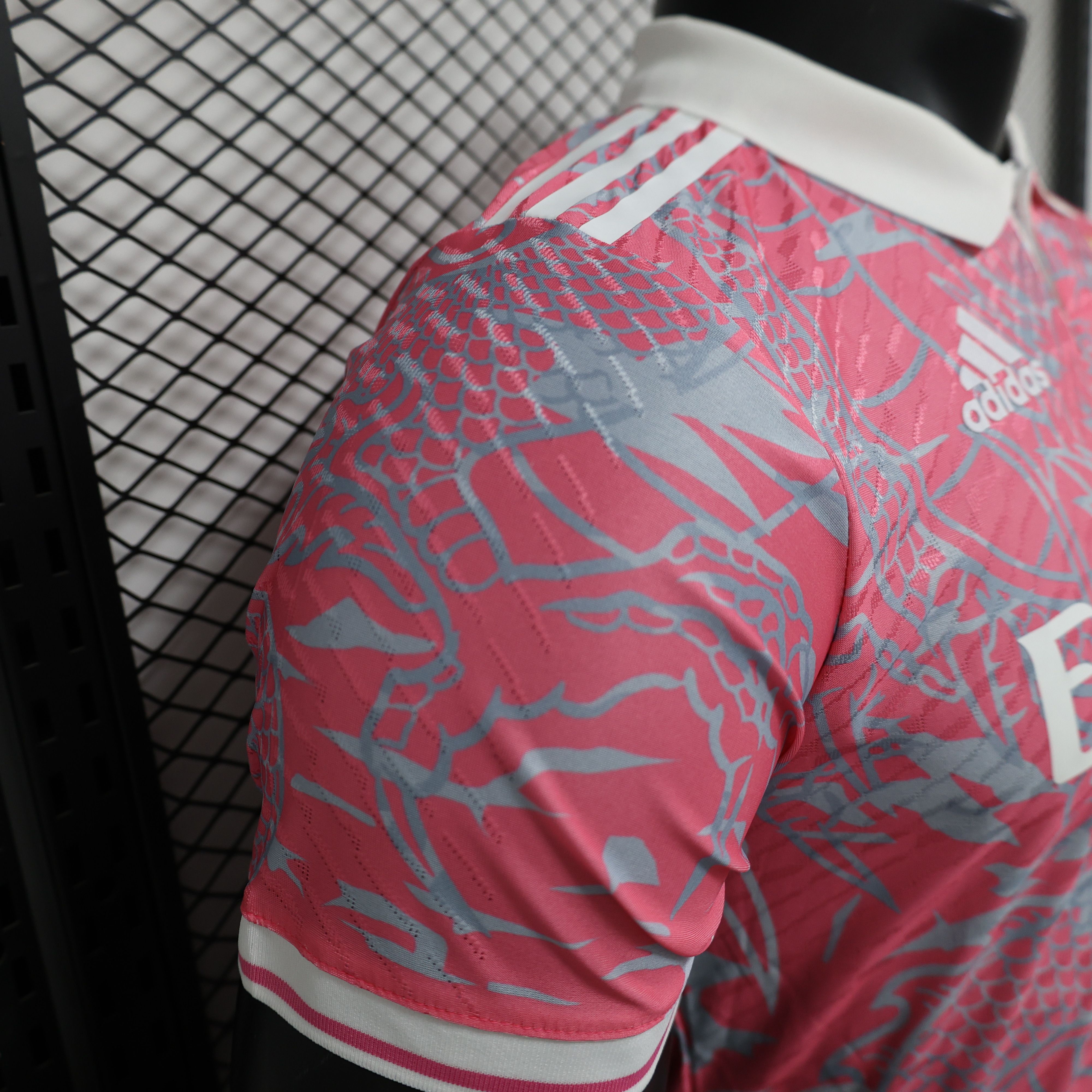 2024/2025 Real Madrid Dragon Pink Football Jersey For Player Version