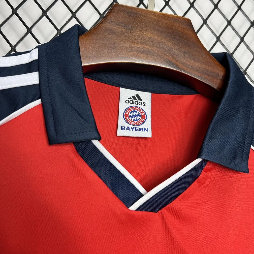 2000/2001 Retro Bayern Munchen Home Football Shirt