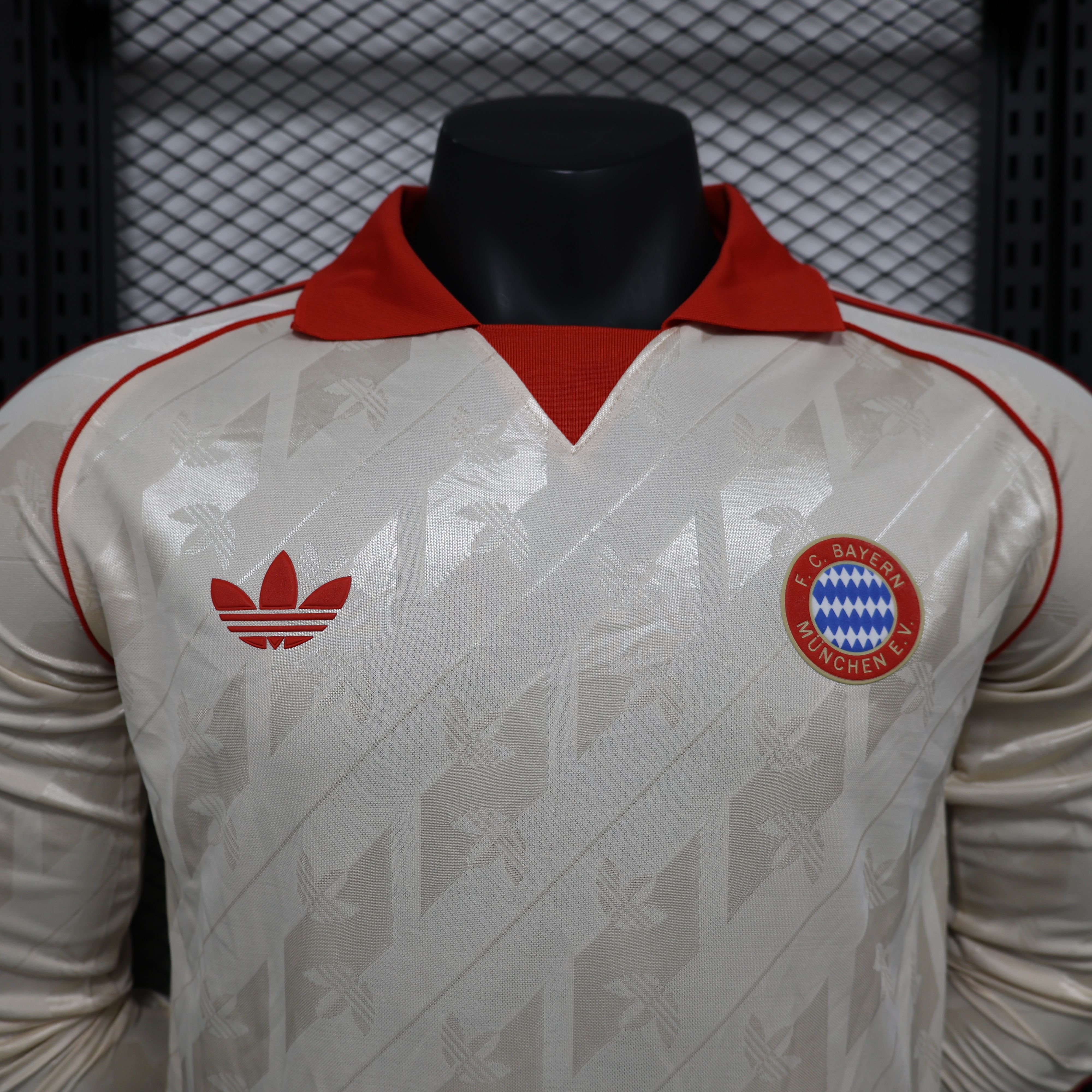2024/2025 Bayern Retro long-sleeved football jersey For Player Version