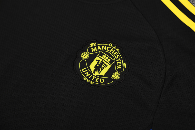 2025/2026 Manchester United Black Training Football Jacket