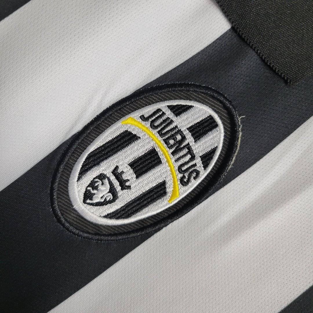 2014/2015 Juventus Retro Home Football Shirt