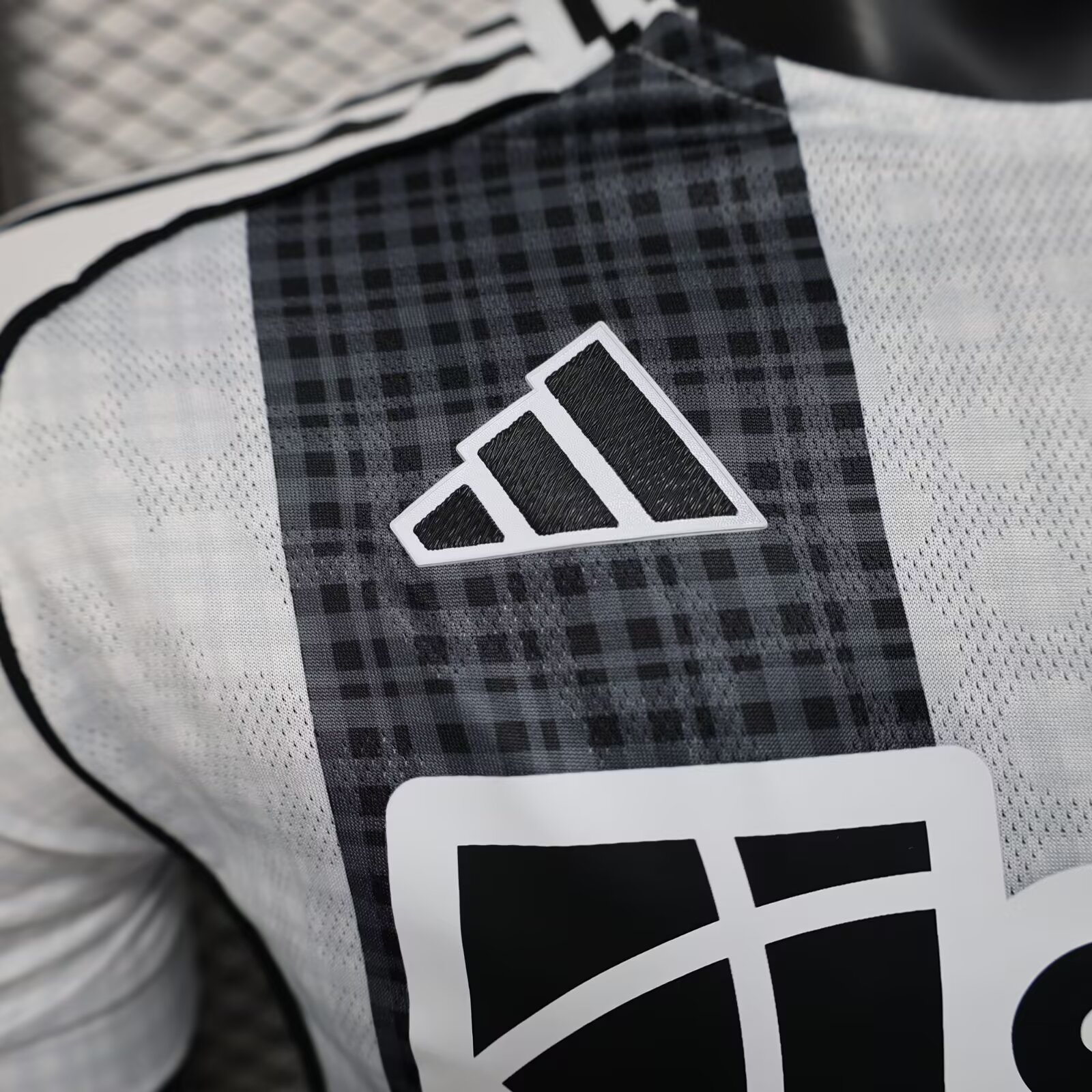 2025/2026 Newcastle United Home Football Shirt( Player Version)