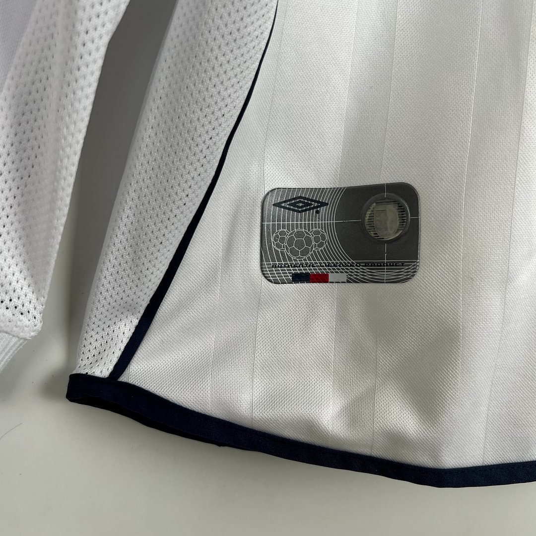 2002 England Retro Long Sleeve Home Football Shirt