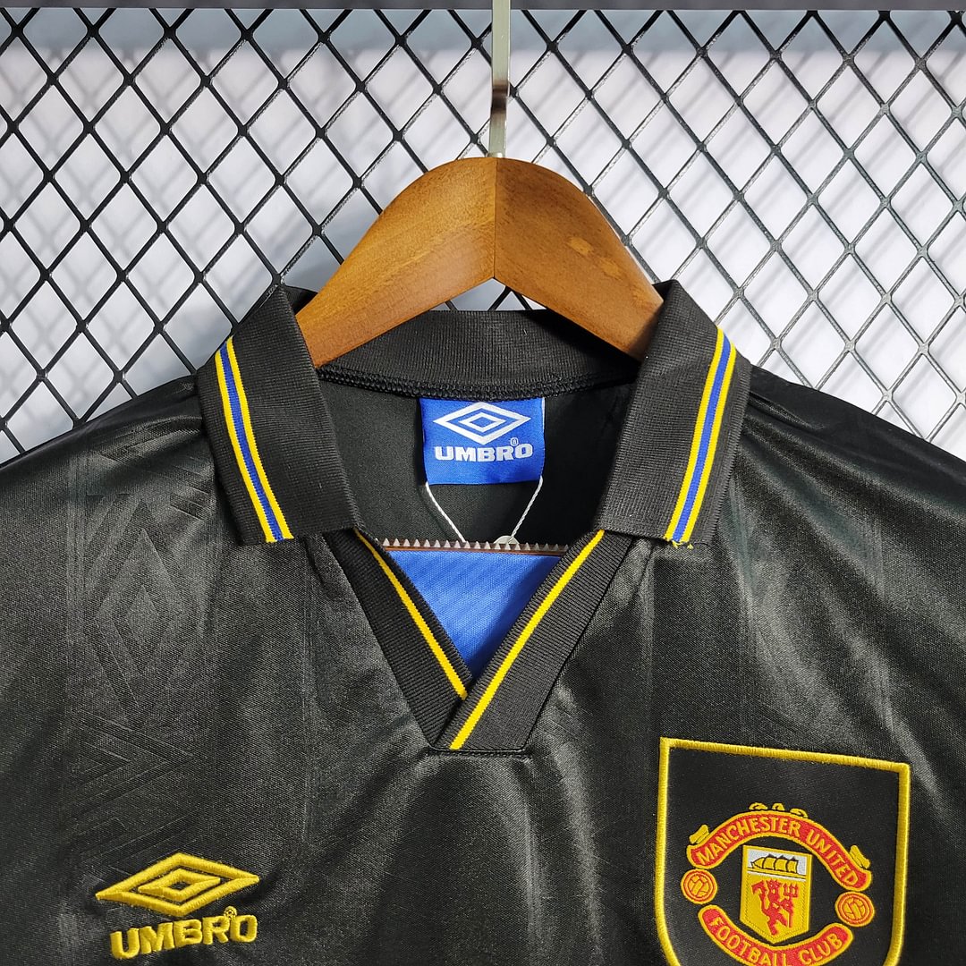 1993/1995 Manchester United Retro Away Football Shirt
