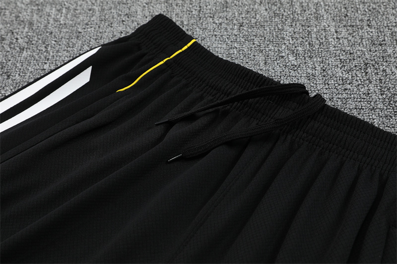 2025/2026 Real Madrid Black Training Wear Suit Shirt