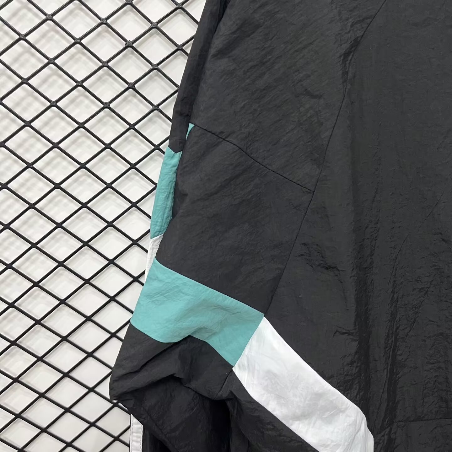 2024/2025 Newcastle Black Windbreaker Football Shirt