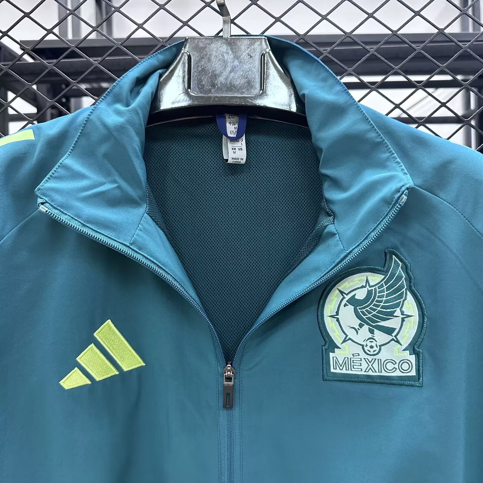 2025/2026 Mexico Windbreaker Football Shirt