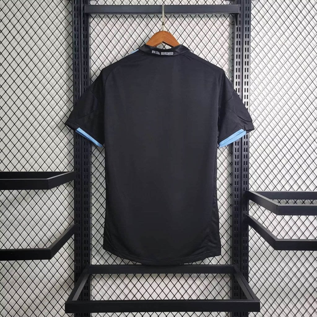 2009/2010 Real Madrid Retro Away Football Shirt