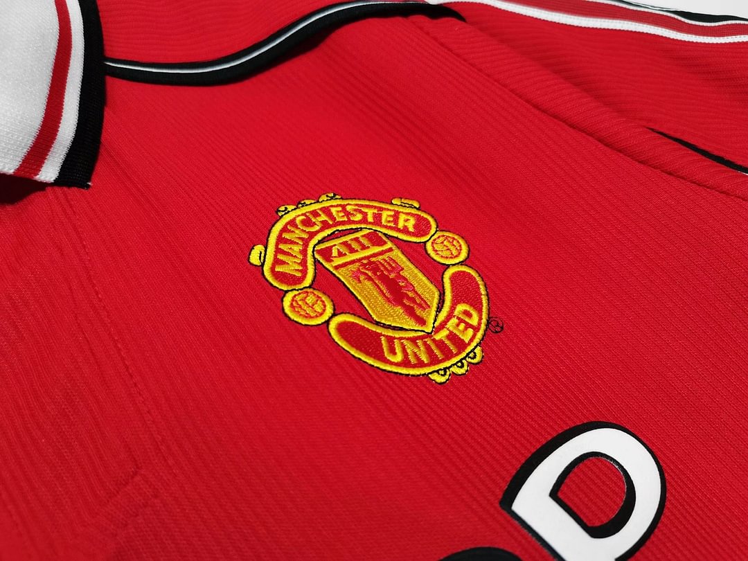 1998/1999 Manchester United Retro Home Football Shirt