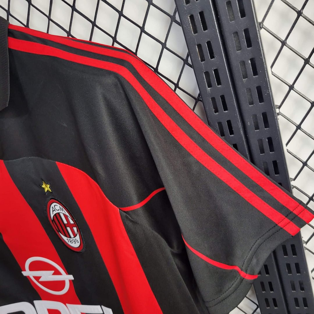 2001/2002 Retro AC Milan Home Football Shirt