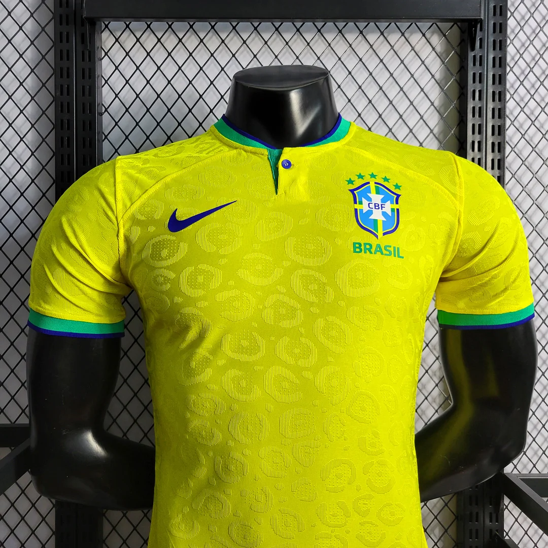 1:1 copy top quality 2022 Player Version Brazil Home Football Shirt