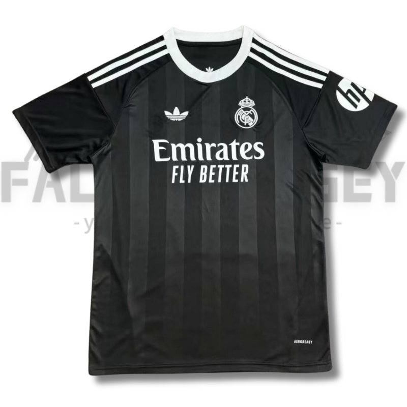 25/26 Real Madrid Black goalkeeper Jersey( Fans Edition )