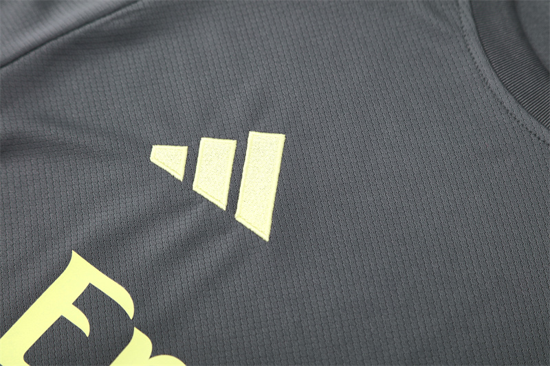 2025/2026 Real Madrid Grey Training Wear Suit Shirt