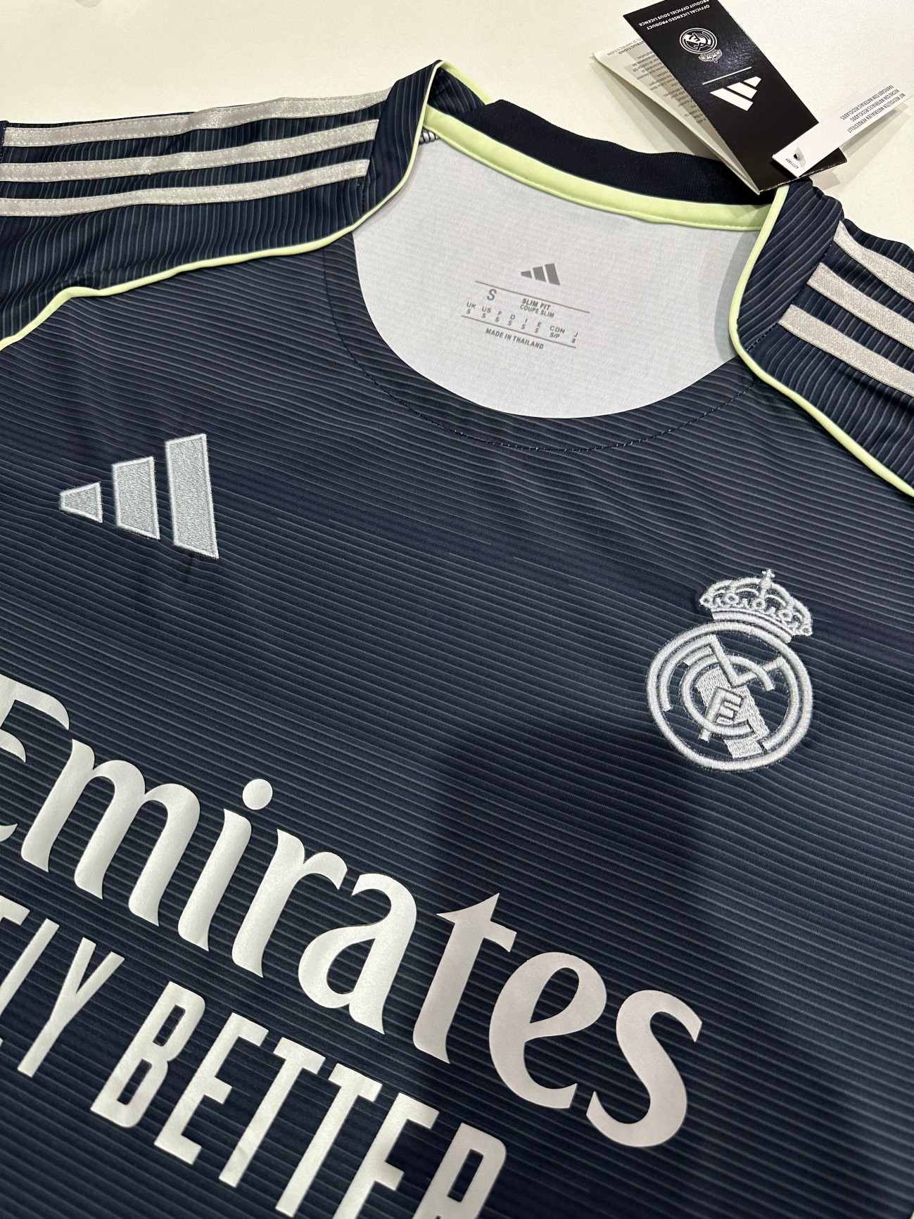 25/26 Real Madrid Away Football Jersey( Fans Edition )
