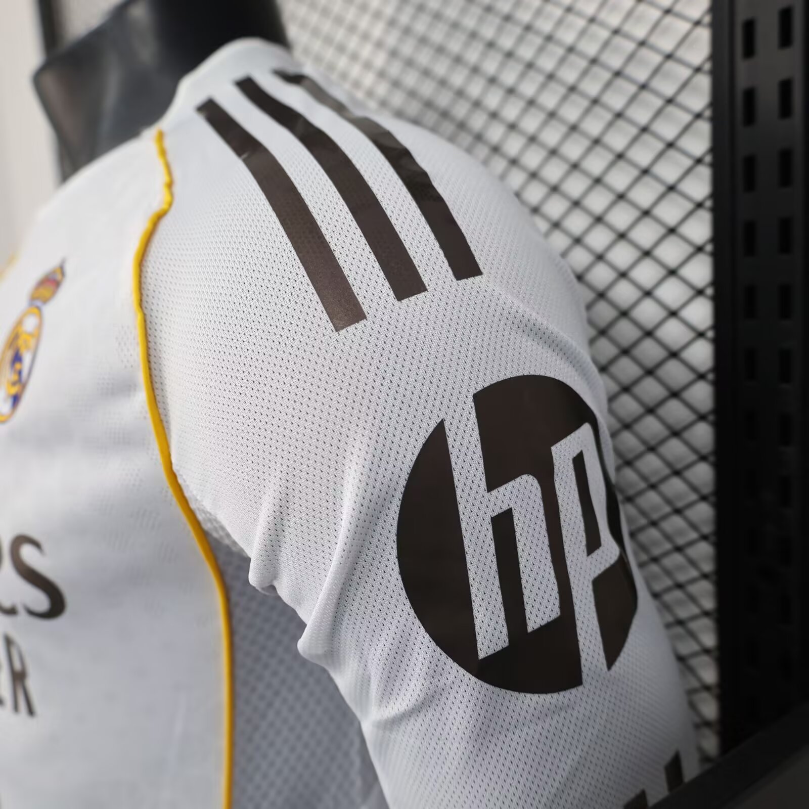 2025/2026 Real Madrid Home Long Sleeves Jersey(Player Version)