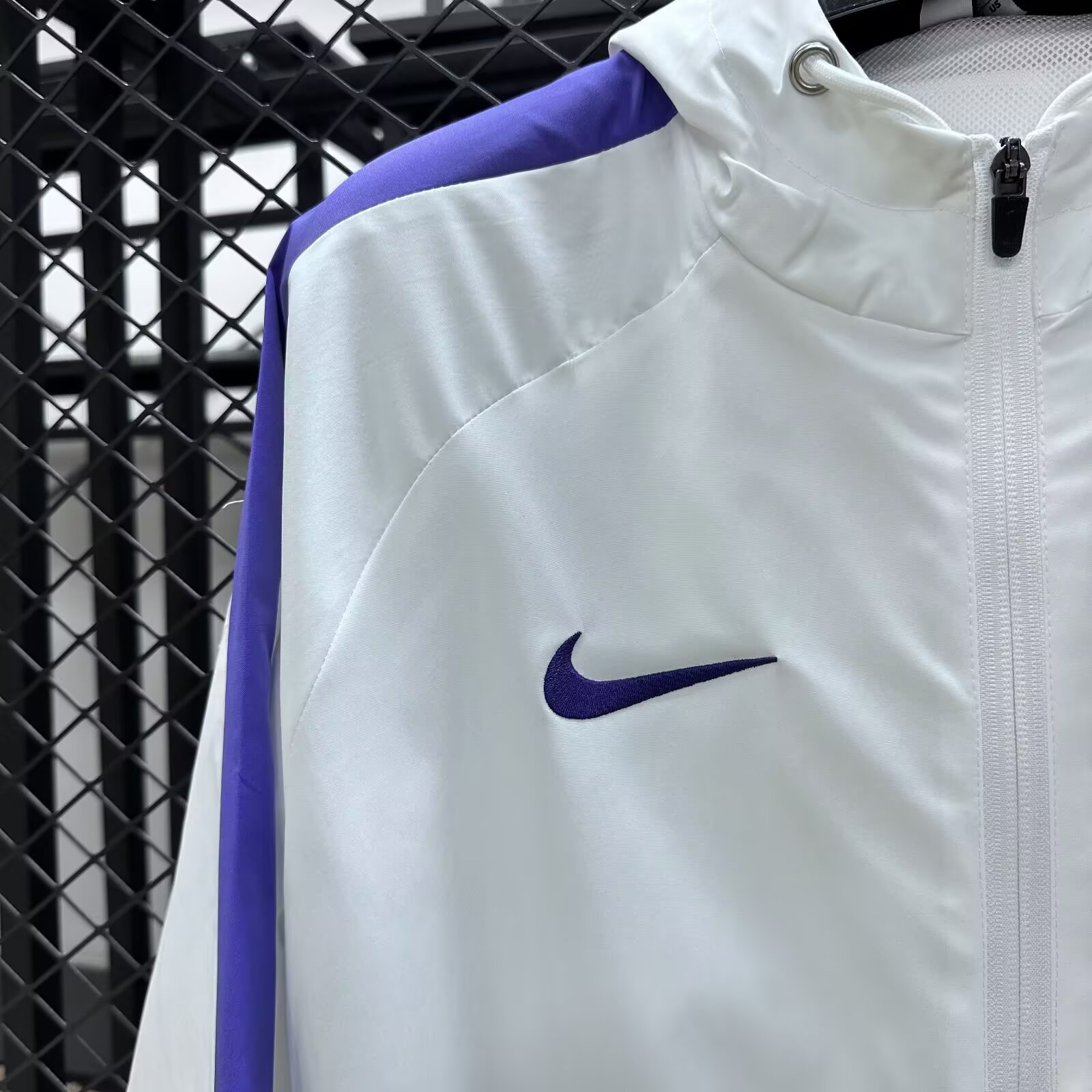 2025/2026 Tottenham Hotspur White Windbreaker Football Shirt