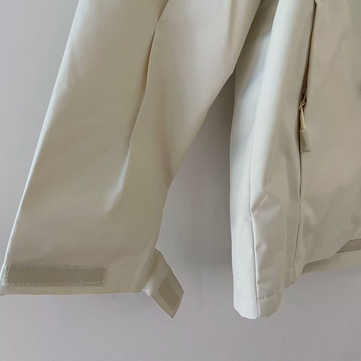 2024 Brazil Team Leader White Windbreaker Football Shirt