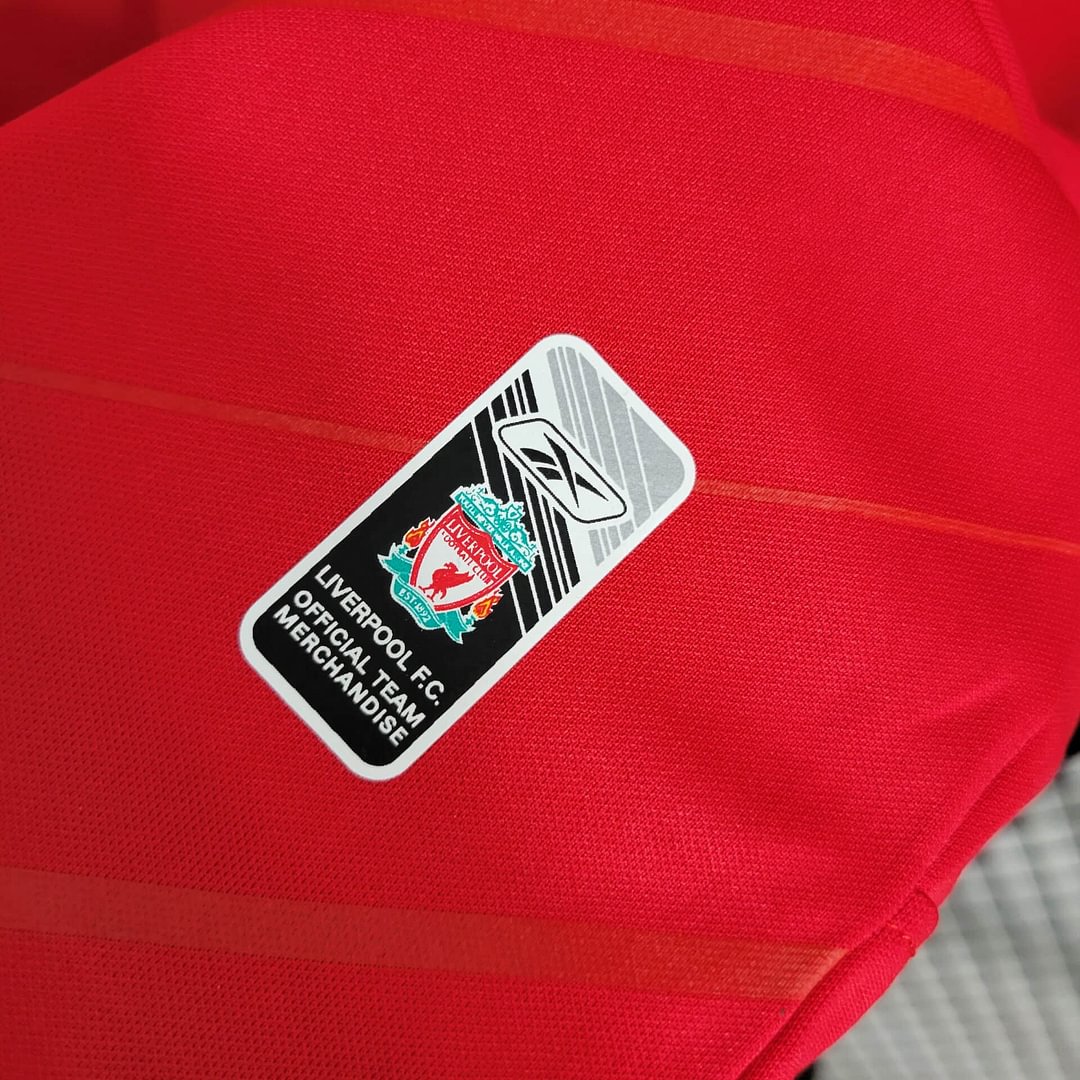 2005/2006 Retro Liverpool Home Football Shirt