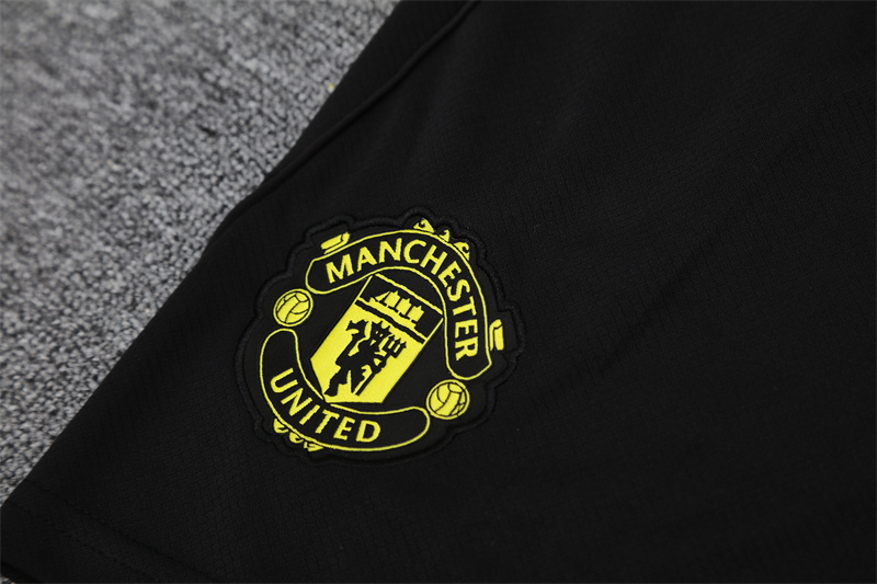 2025/2026 Manchester United Black Training Football Jacket