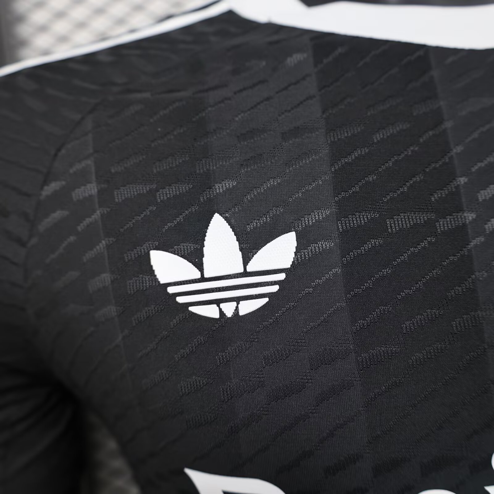 2025/2026 Real Madrid Black goalkeeper Football Jersey For Player Version