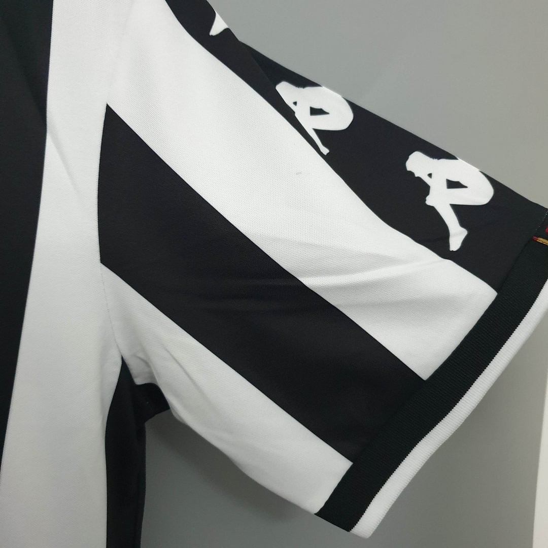1999/2000 Retro Juventus Home Football Shirt