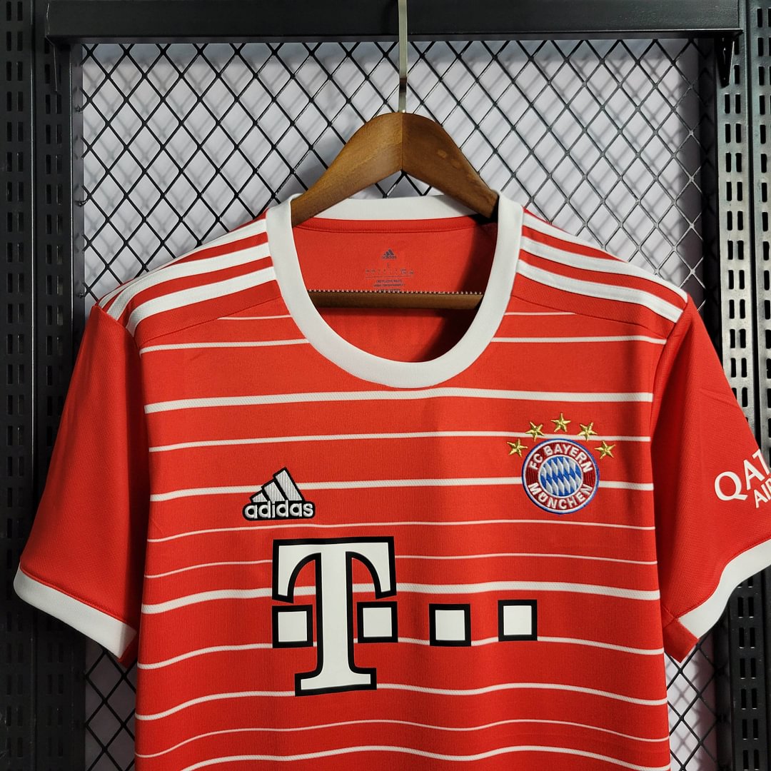 2022/2023 Bayern Munchen Home Football Shirt