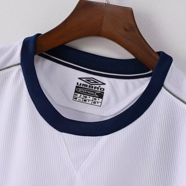 1999/2000 Manchester United White Retro Football Shirt